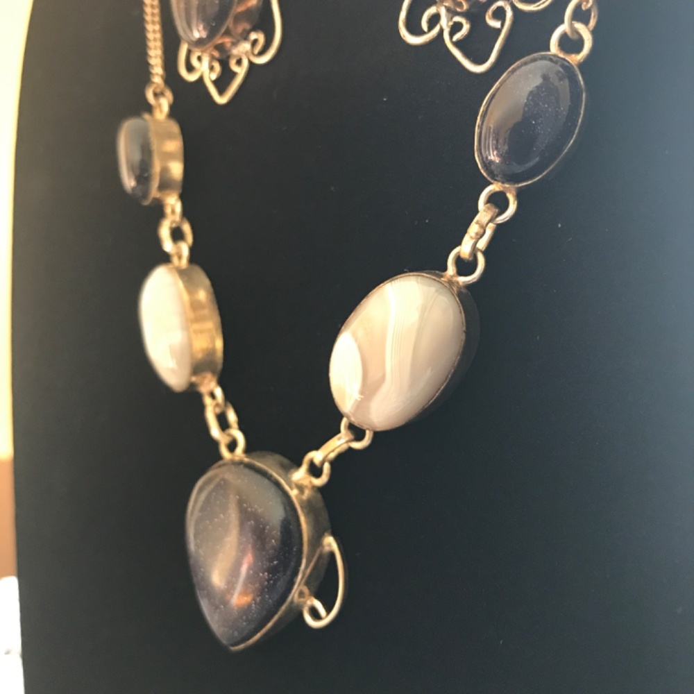 Silver Plated Gem Necklace Set- EUC 2/$25 - Picture 4 of 13